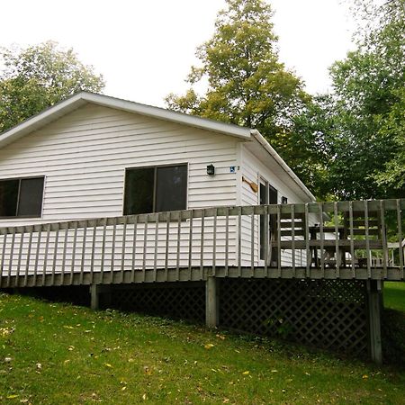 Riverside Resort Richmond Exterior photo